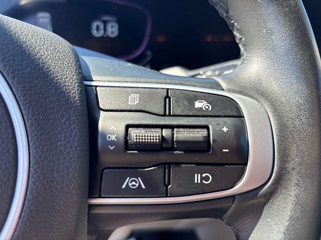 Used 2023 Black Kia EX image 21