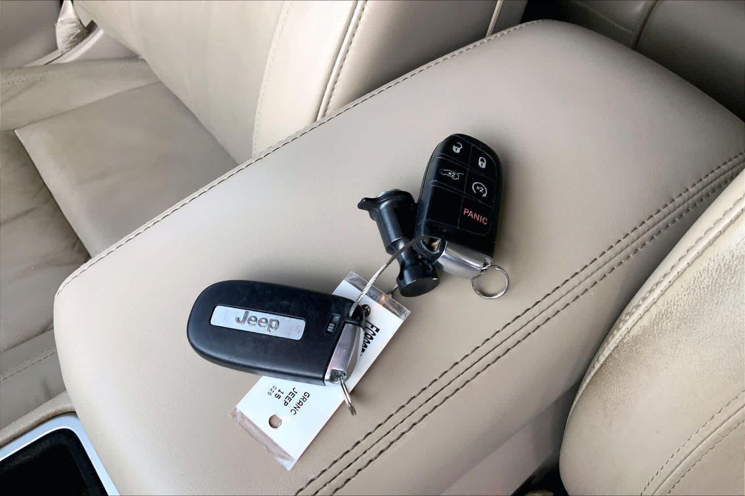 Used 2015 Maximum Steel Metallic Clearcoat Jeep Limited image 14