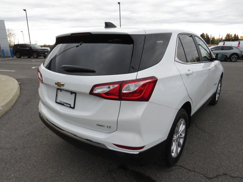 Used 2021 Summit White Chevrolet LT image 7