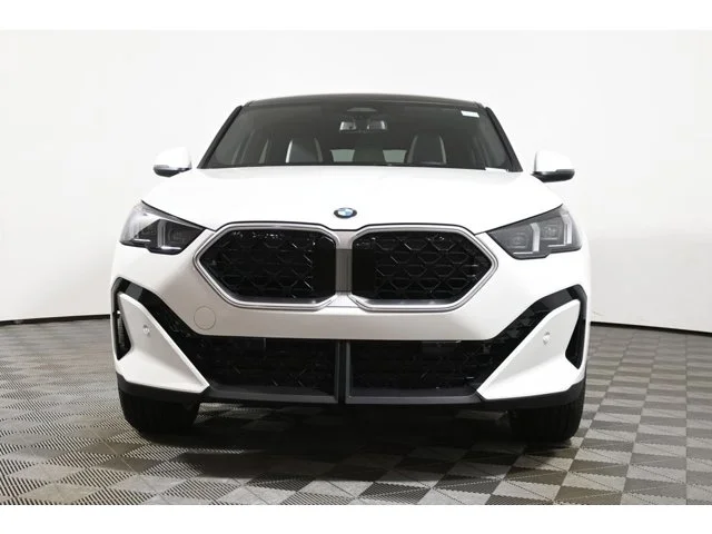 New 2026 Alpine White BMW xDrive28i image 10