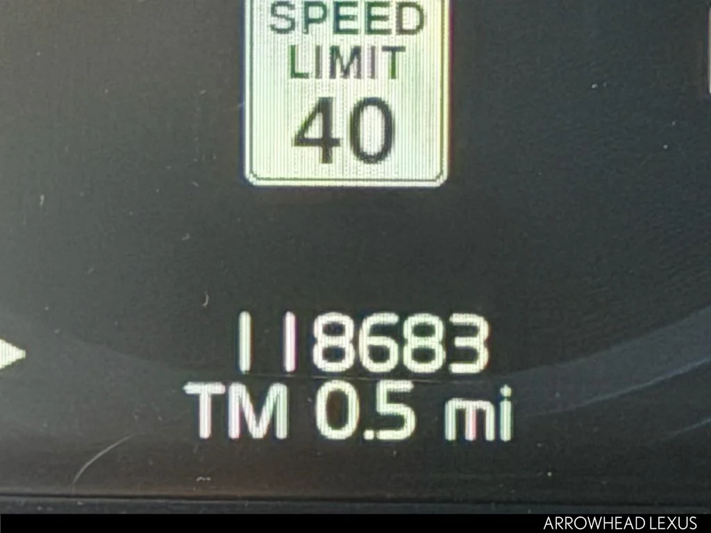 Used 2018 Gray Volvo T8 Inscription image 24