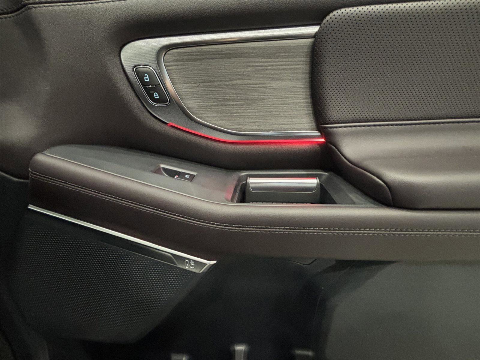 New 2026 Dark Matter Gray Metallic Ford MAX Platinum® image 36