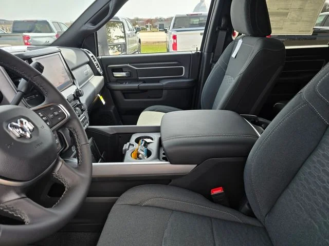 2025 RAM Ram 2500 Pickup Big Horn - Photo 23
