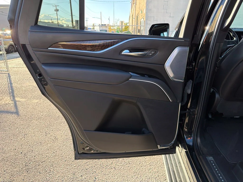 Used 2022 Black Cadillac Sport Platinum image 31
