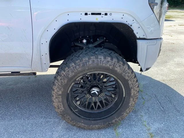 Used 2026 Summit White GMC AT4 image 6