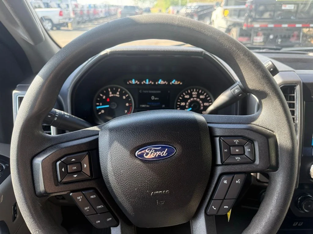 Used 2019 Gray Ford XLT image 19