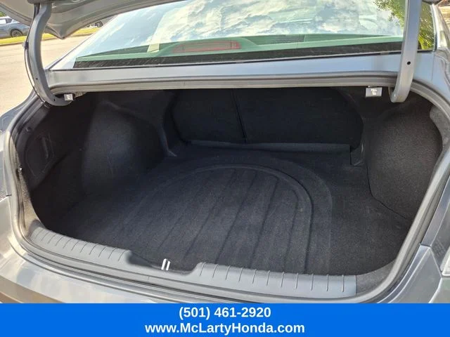 Used 2025 Gray Hyundai SEL Convenience image 16