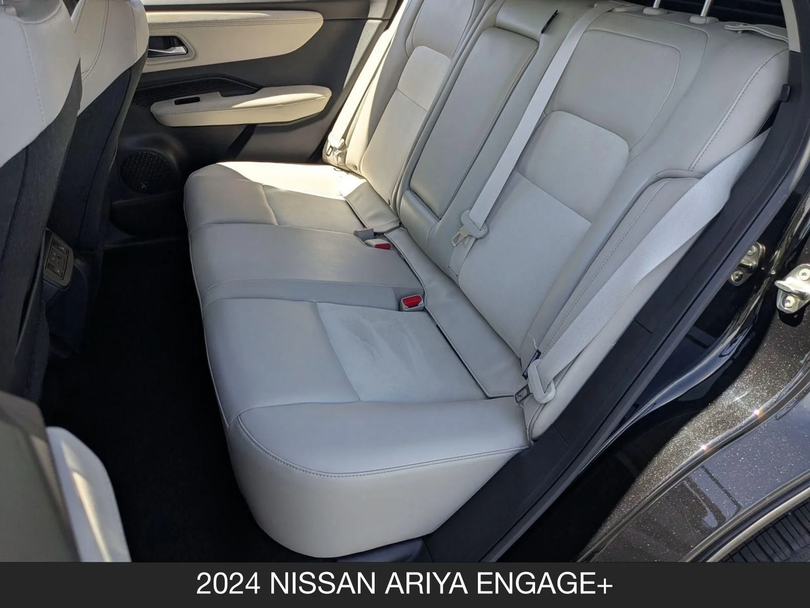 Used 2024 Black Diamond Pearl Nissan ENGAGE+ image 16