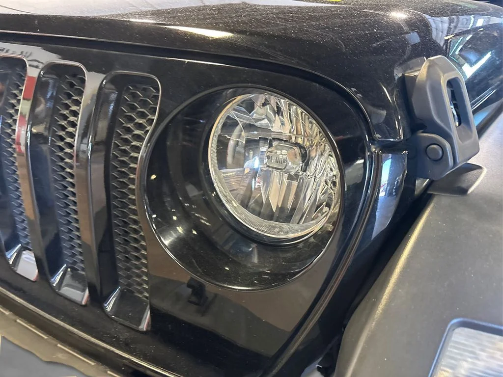 Certified Used 2018 Black Clearcoat Jeep Unlimited Sport S image 22
