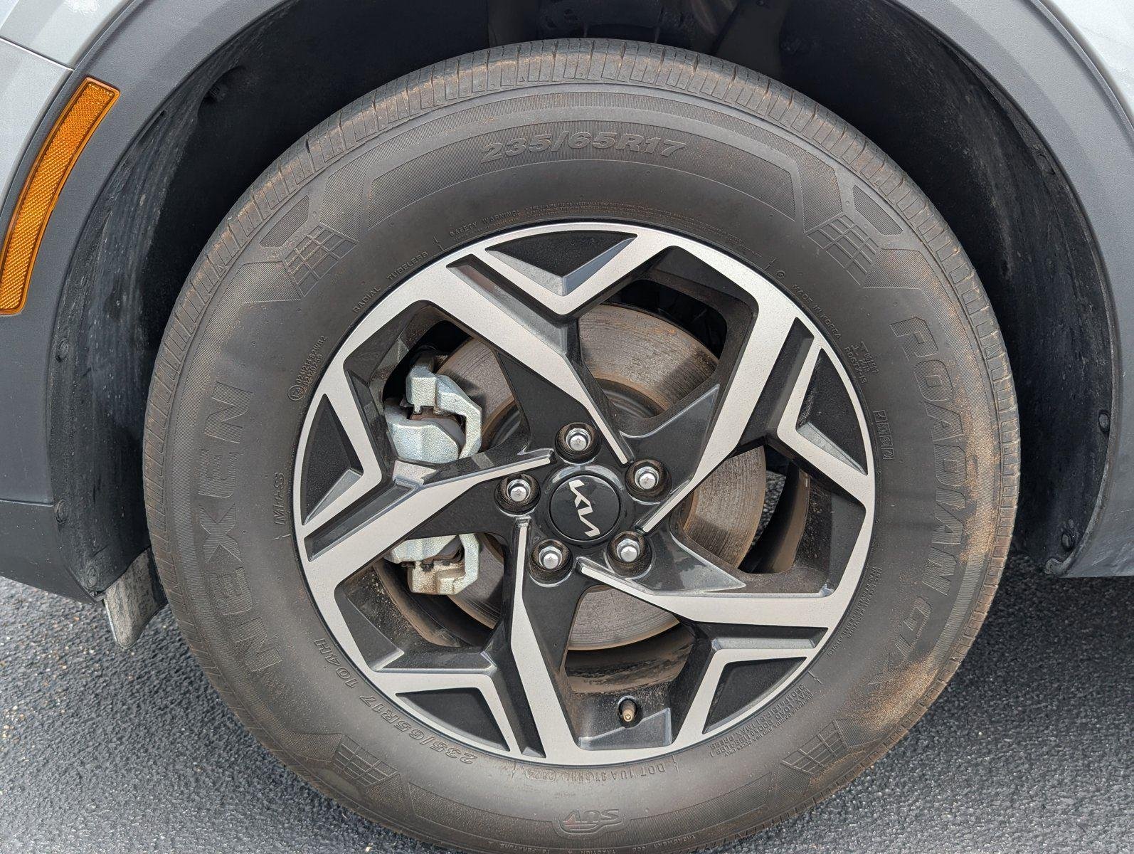 Used 2025 Steel Gray Kia LX image 52
