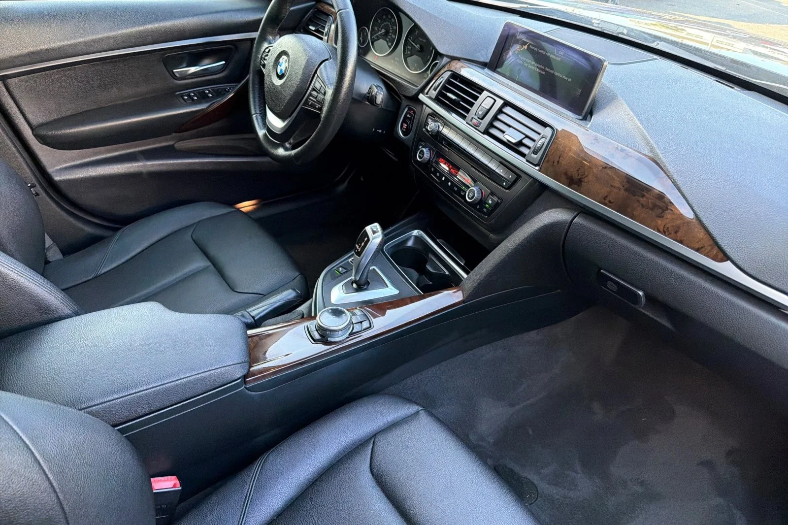 Used 2015 Jet Black BMW 328i image 14