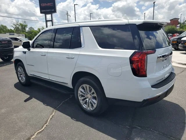 Used 2023 Summit White GMC SLT image 3