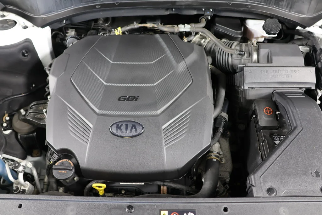 Used 2020 Snow White Pearl Kia EX image 28