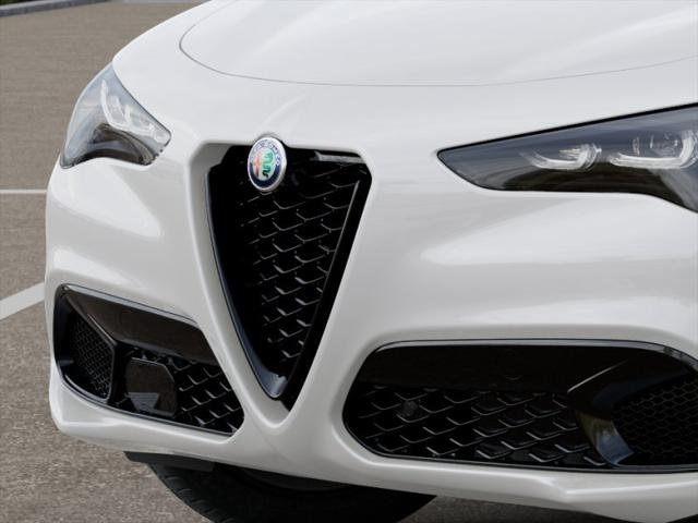 New 2025 Milano White Exterior Paint Alfa Romeo  image 70