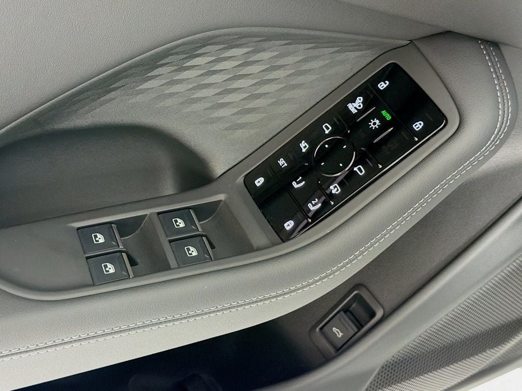 Used 2026 Glacier White Metallic Audi Premium Plus quattro image 18