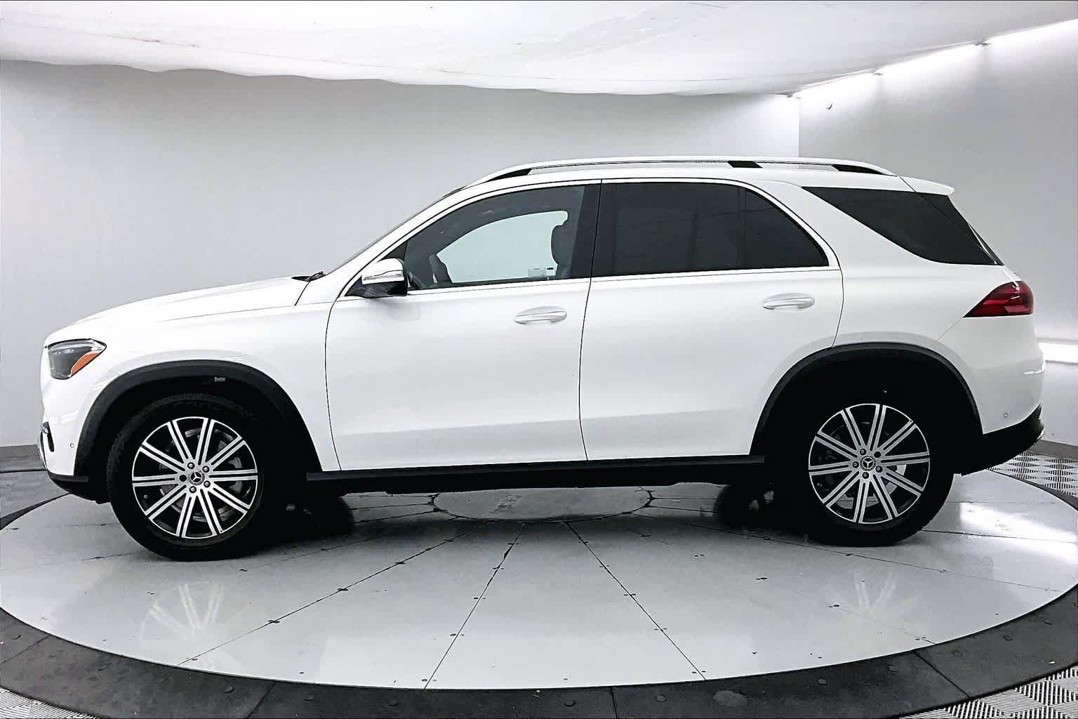 New 2026 Polar White Mercedes-Benz GLE 350 image 3