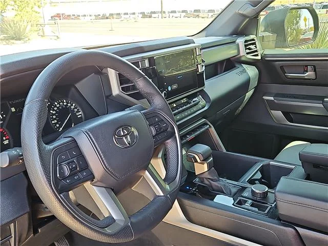 Used 2025 Midnight Black Metallic Toyota SR5 (A10) 4x4 CrewMax 5.5 ft. box 145.7 in. WB image 10