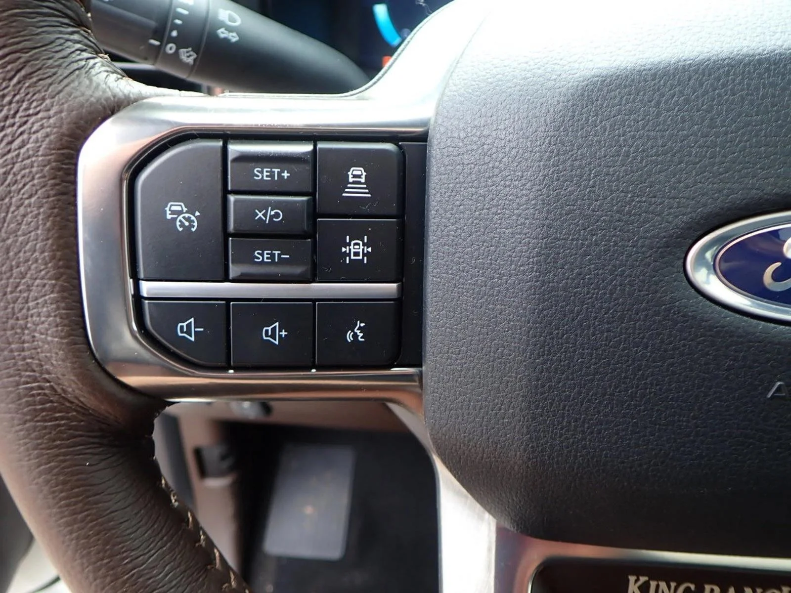 New 2026 Star White Metallic Tri-Coat Ford F-250® King Ranch® image 14