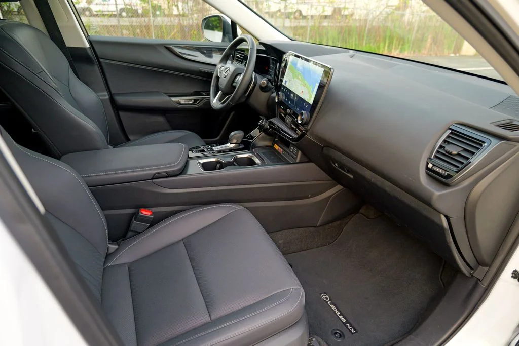 Used 2024 Eminent White Pearl Lexus 350 Premium image 34