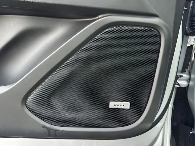 Used 2022 Silver GMC SLT image 10