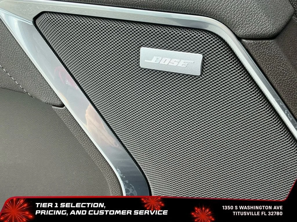 New 2026 Glacier White Tricoat GMC SLT image 28