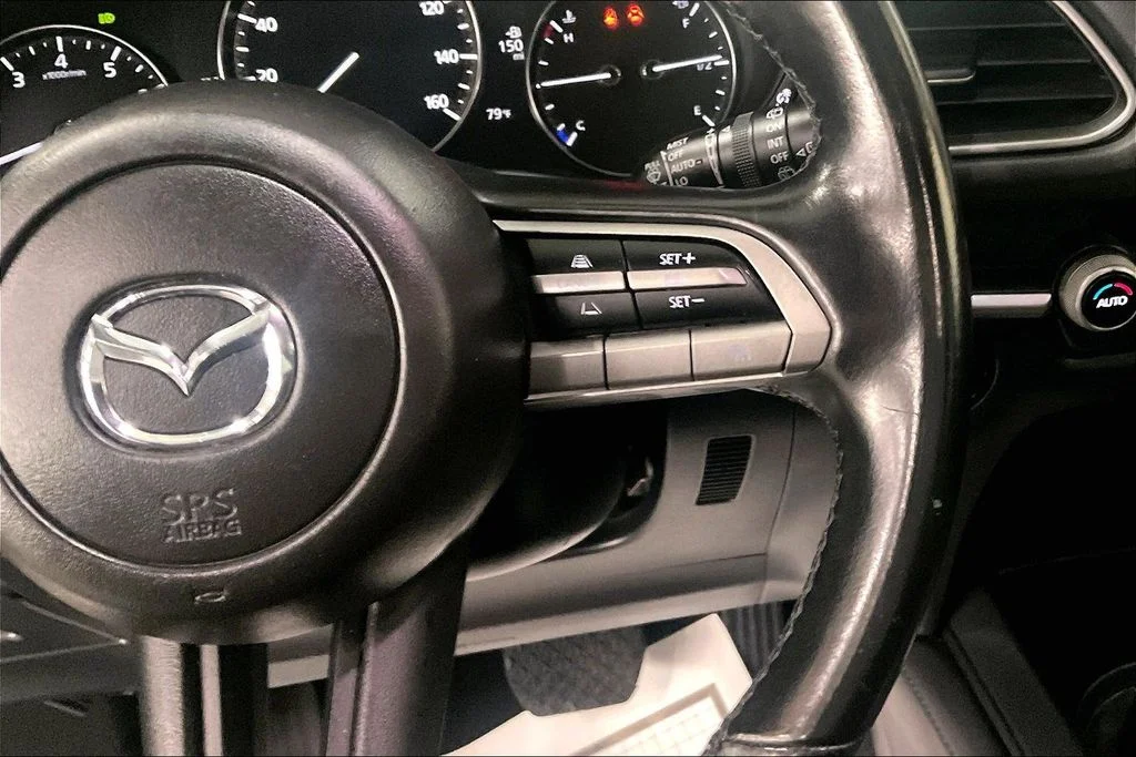 Used 2021 Blue Mazda Select image 19