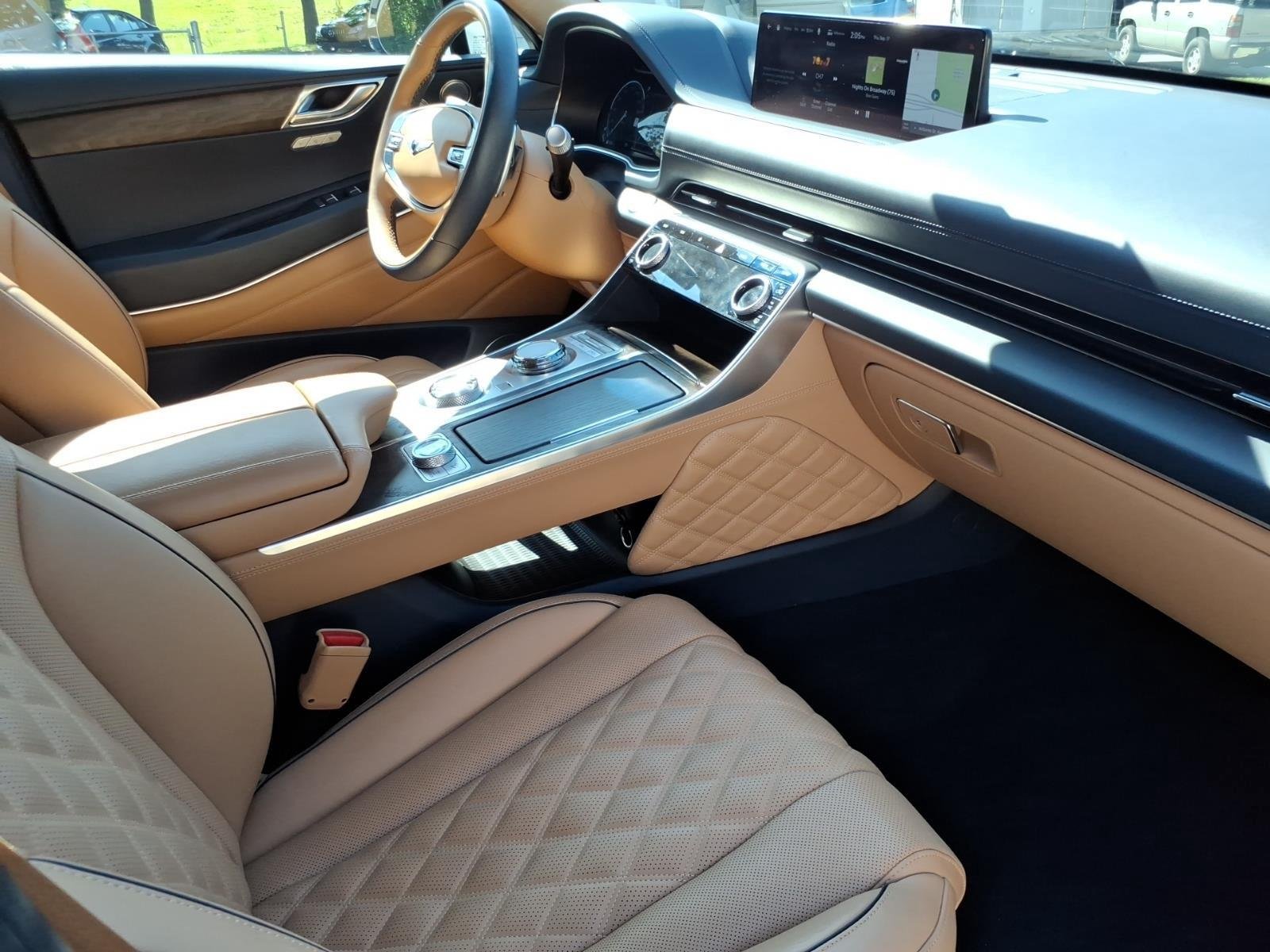 Used 2023 Matterhorn White Genesis PRESTIGE image 26