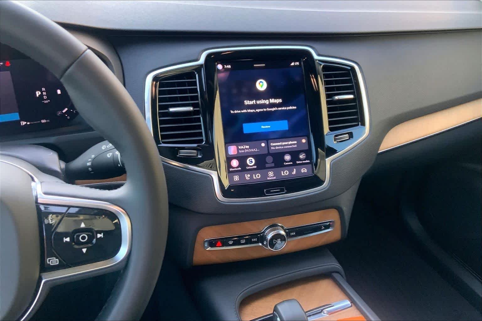 Used 2023 Silver Dawn Metallic Volvo Plus image 7