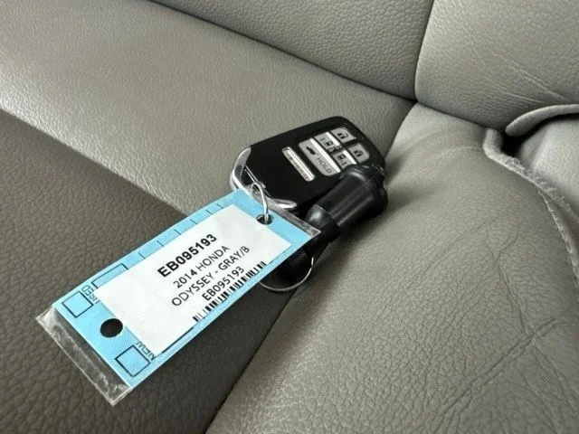 Used 2014  Honda EX-L image 35