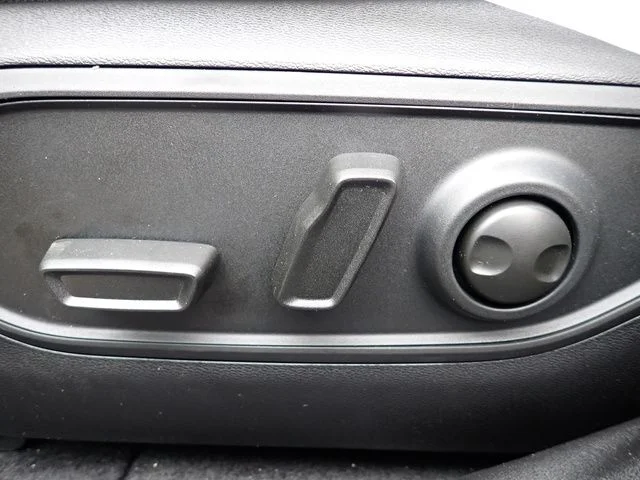 New 2026 Gray Jeep Laredo image 17