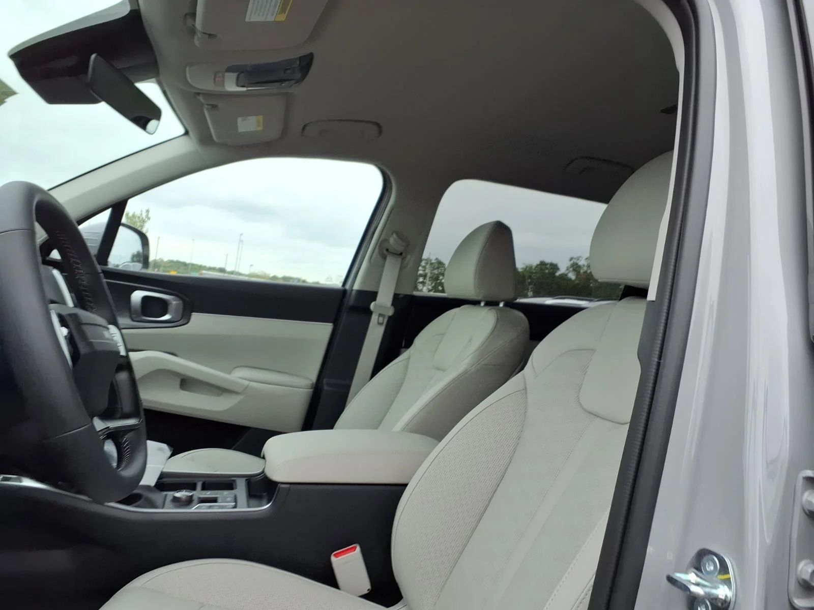New 2026 Wolf Gray Kia EX image 12