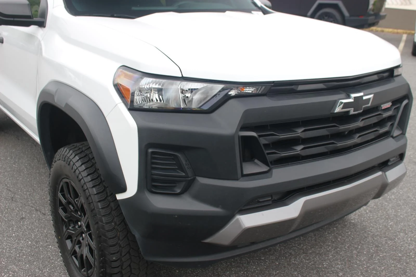 Used 2023 Summit White Chevrolet Trail Boss image 10