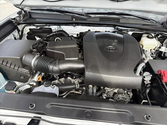 Certified Used 2021 ICE CAP Toyota TRD Off Road image 21