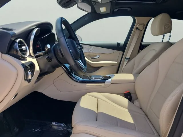 Used 2023 White Mercedes-Benz GLC 300 image 22