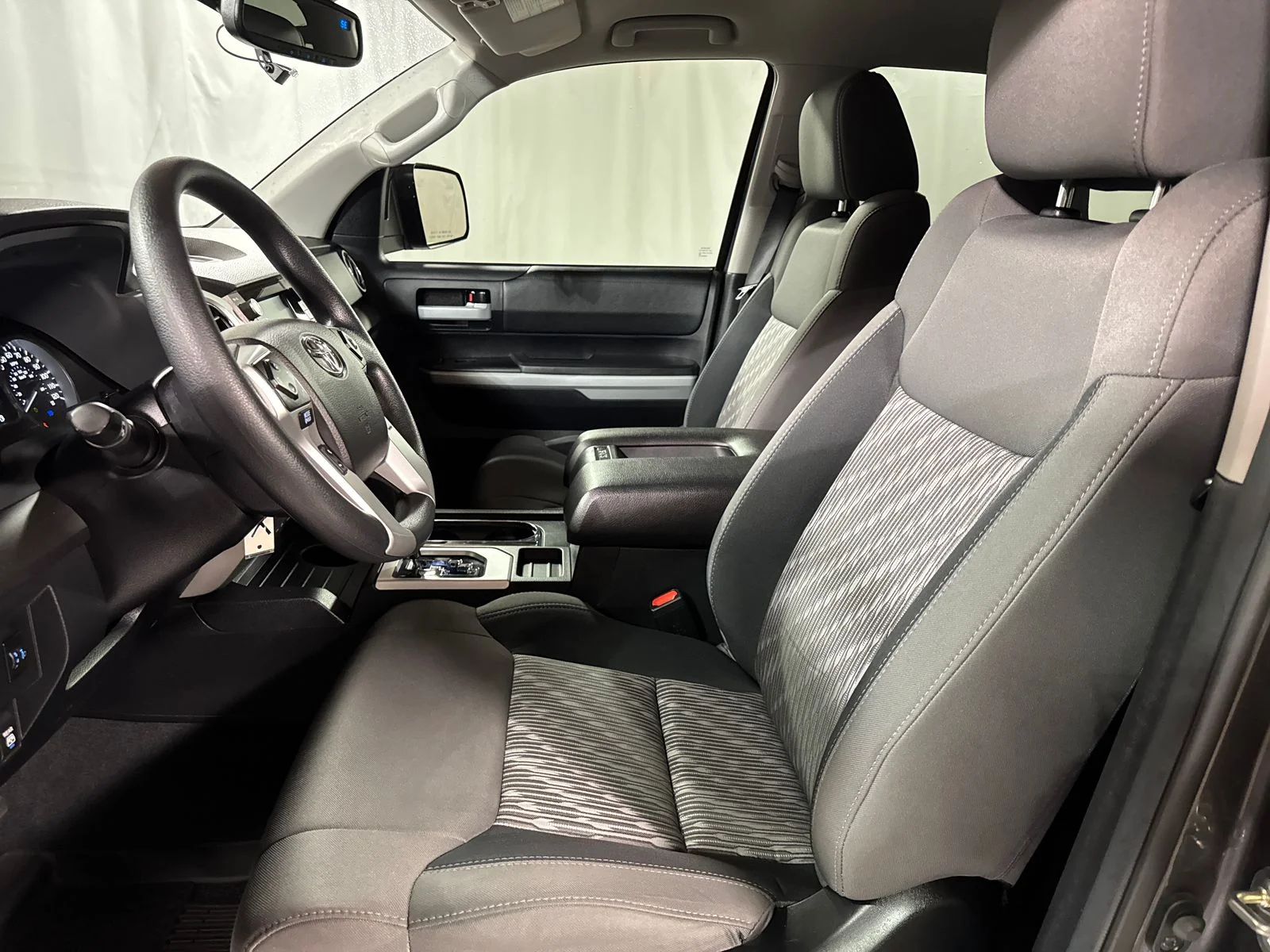 Used 2021 Magnetic Gray Metallic Toyota SR5 image 3