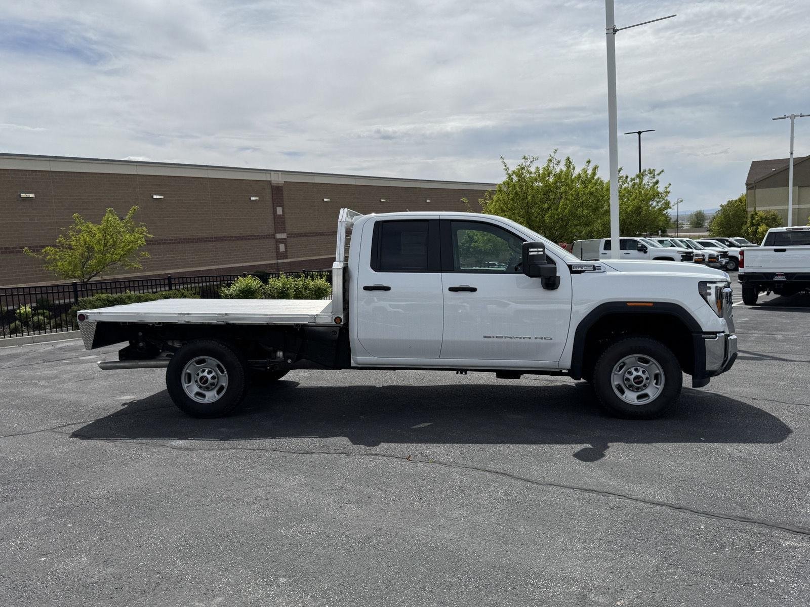 2025 GMC Sierra 2500HD Pro - Photo 6