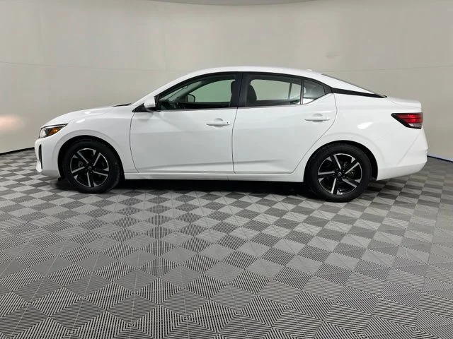 Used 2025 White Nissan SV image 7