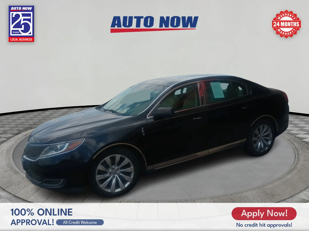 Used 2014 Black Lincoln base image 1