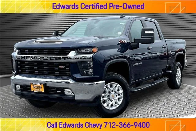 2022 Chevrolet Silverado HD LT 4WD Crew Cab Standard Box's photo