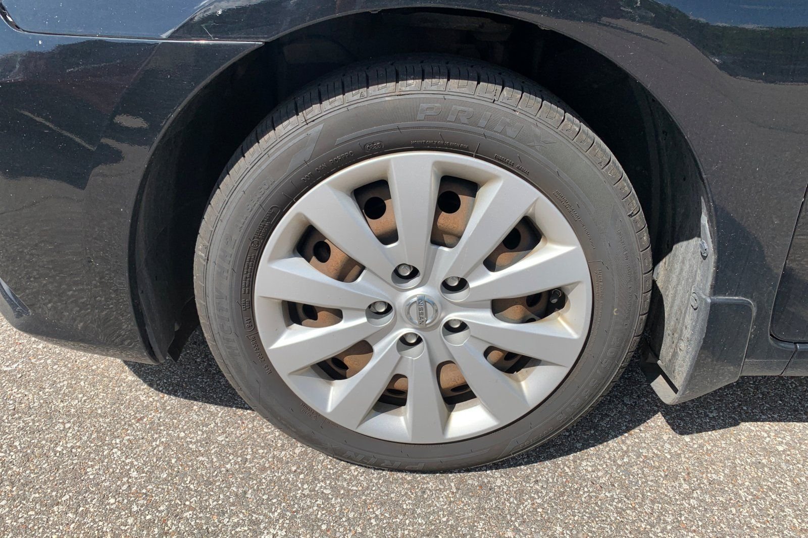 Used 2016 Black Nissan FE+ S image 8