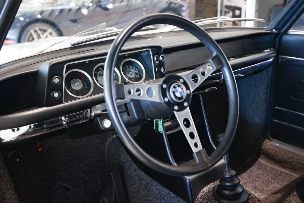 Used 1970 Silver BMW Cabriolet image 24
