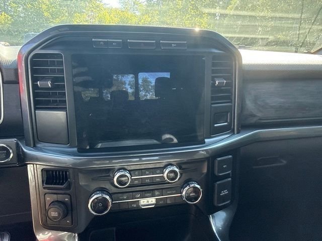 Used 2023 Avalanche Ford XLT image 10