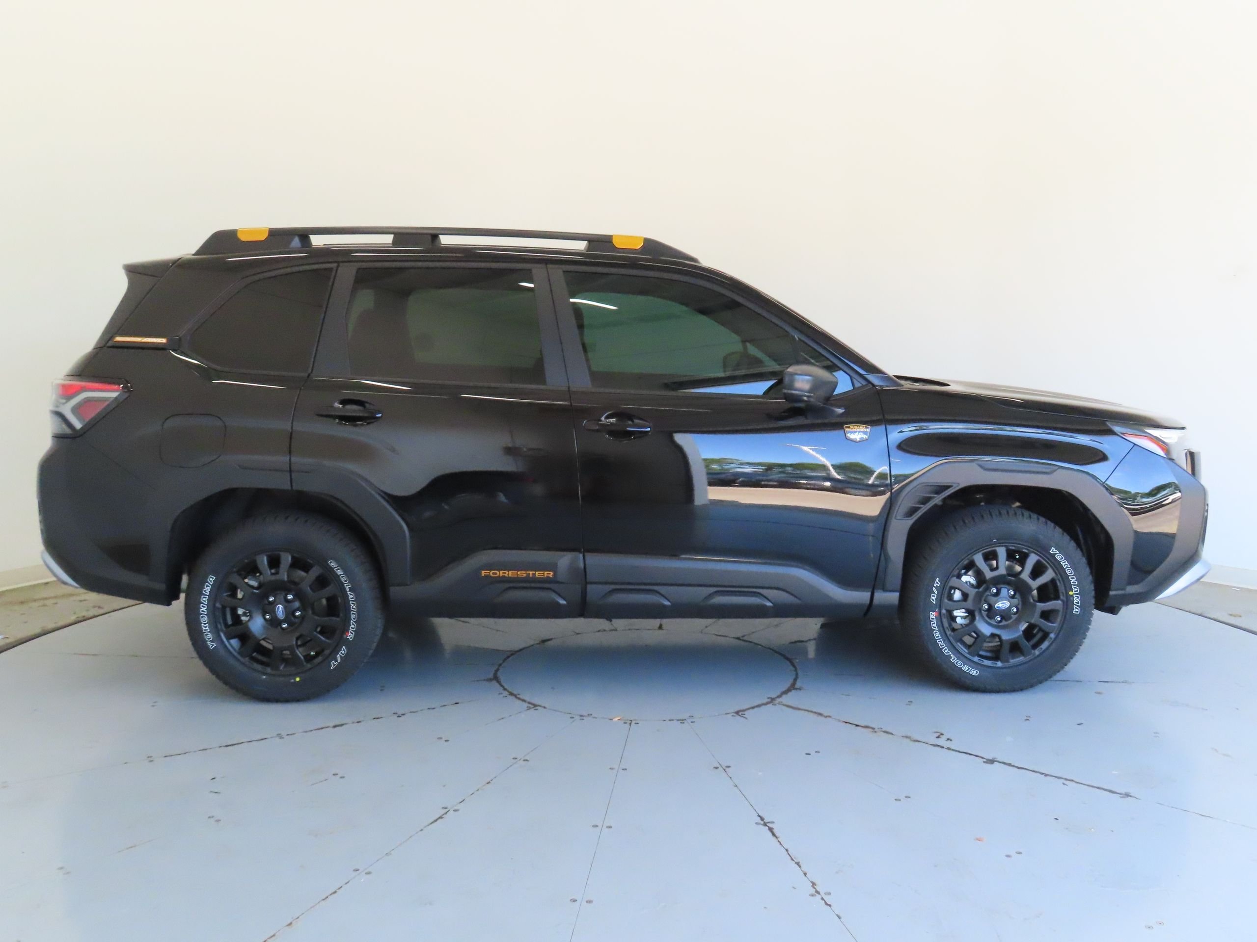New 2026 CRYSTAL BLACK SILICA Subaru Wilderness image 2