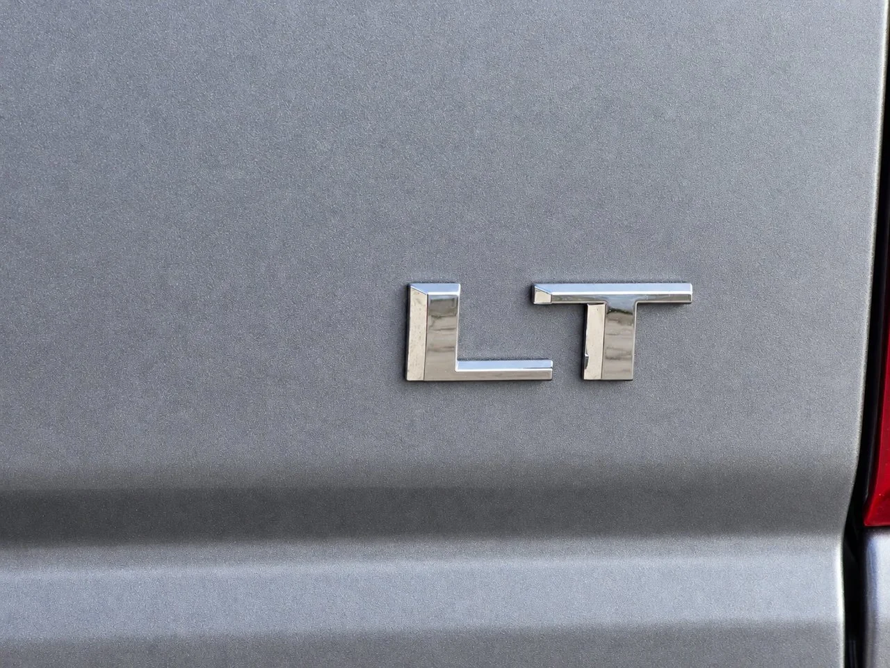 Used 2026 Sterling Gray Metallic Chevrolet LT image 9