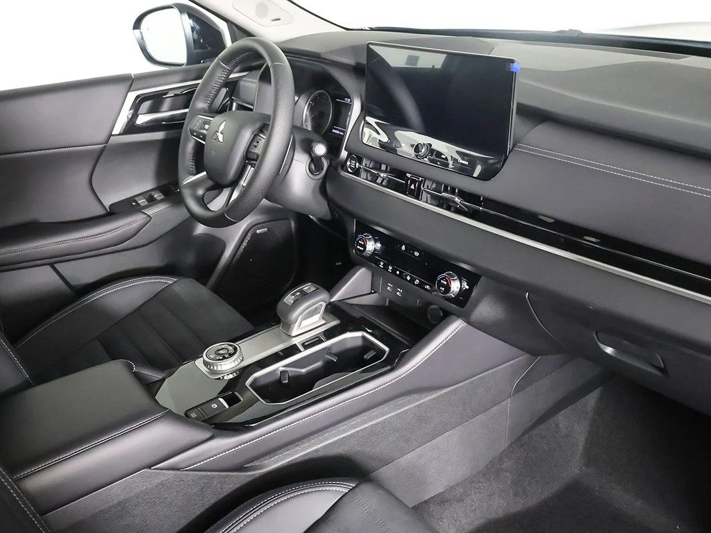 New 2026 Gray Mitsubishi TRAIL EDITION S-AWC image 30