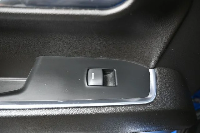 Used 2023 Blue Chevrolet LT image 13