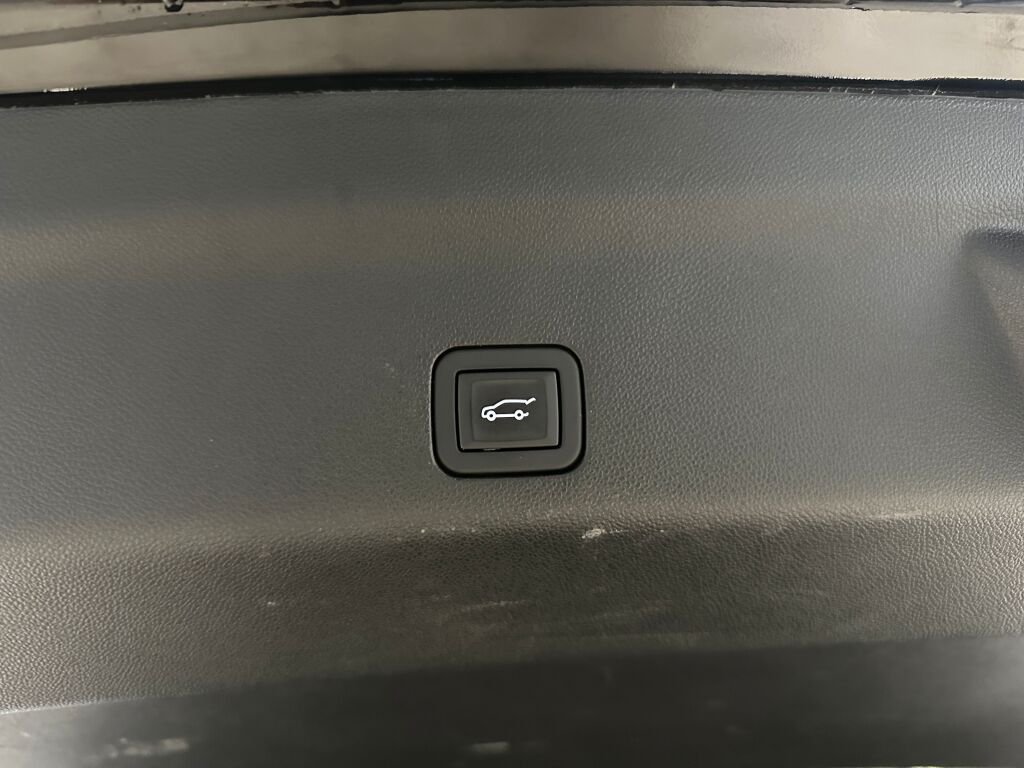 Certified Used 2023 Black Chevrolet High Country image 28