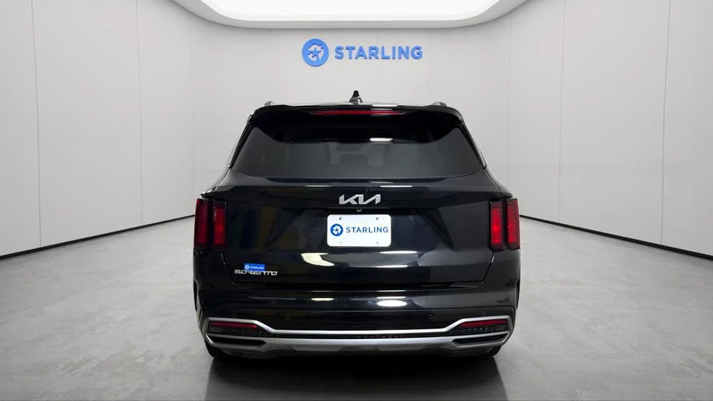 Used 2023 Black Kia S image 7