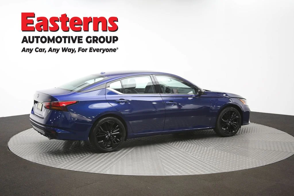 Used 2023 Blue Nissan 2.5 SR image 41