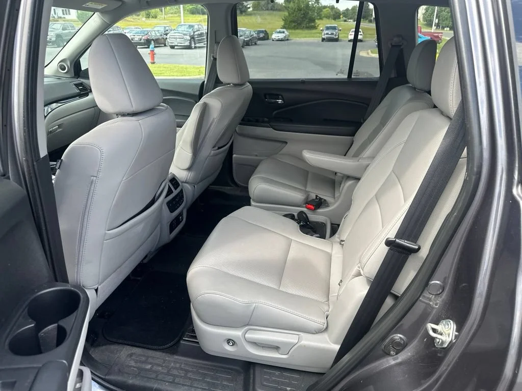 Certified Used 2021 Modern Steel Metallic Honda AWD Elite image 37